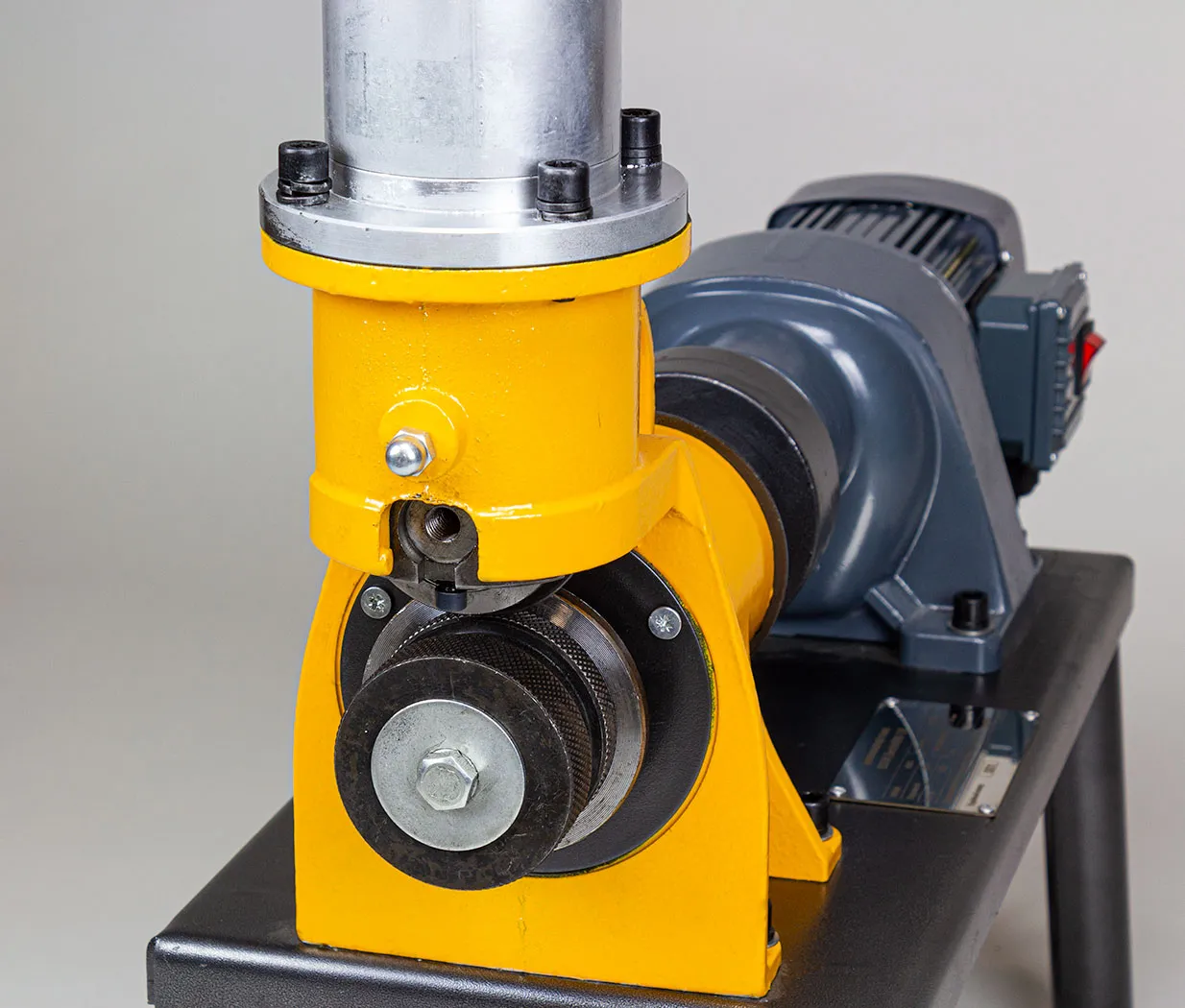 Станок желобонакатной Esson ElectricGRO-12B для накатки желобков