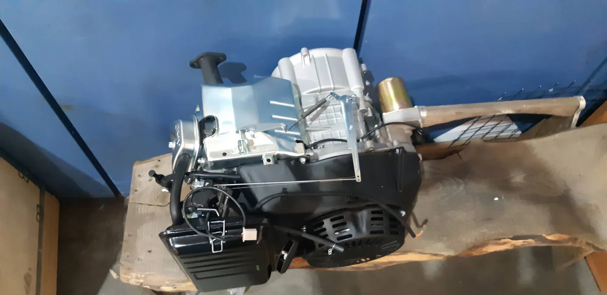 Двигатель бензиновый KM190FD для SGG 5000EHNA-6000(..) (арт. станции 1600..) / Engine Assembly (01.05.TSS190FD-101-H25A-1) для генераторов